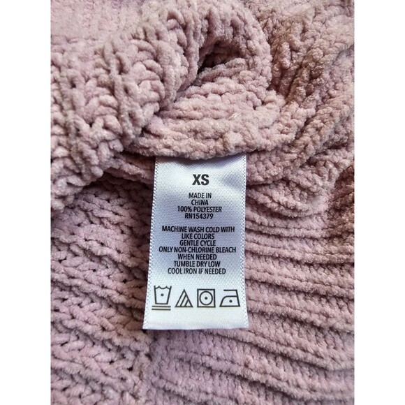 Aeropostal Women’s Pink Chenille V-Neck Sweater Size XS - Picture 6 of 7